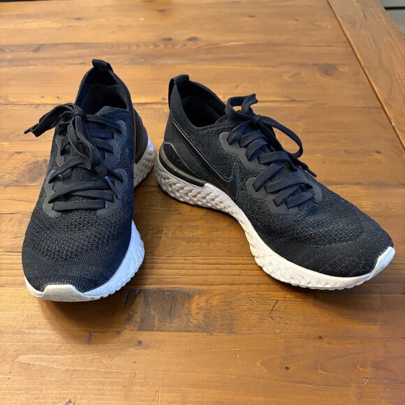 Nike Epic React Flyknit 2 Running Shoe- size 7.5 - Picture 1 of 4